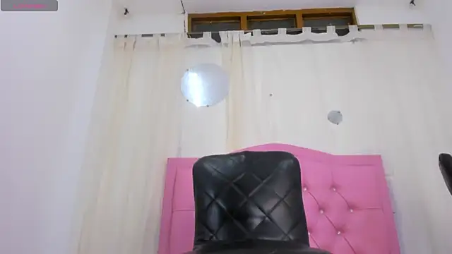 Michellcockxxx online show from July 2026 09:03:01 AM