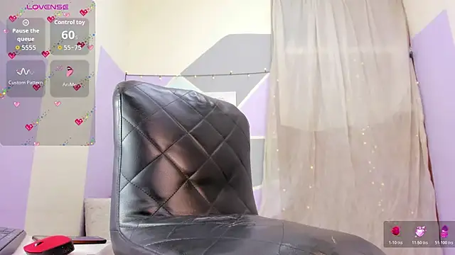 Michellcockxxx online show from August 2026 01:07:02 AM