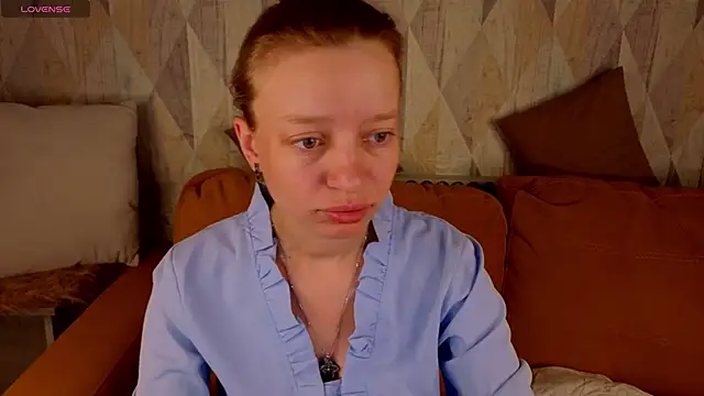 Michelle Blond online show from June 2026 01:06:01 AM