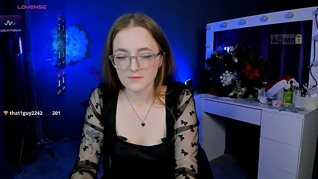 Snapshot of luna_berryy chatting on January 2025 08:59:02 PM luna berryy online show from January 2025 08:59:02 PM