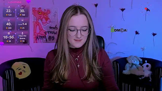 luna berryy online show from April 2026 07:41:01 PM
