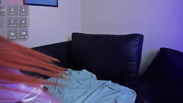 Snapshot of AprilAvery chatting on March 2026 05:52:01 PM AprilAvery online show from March 2026 05:52:01 PM