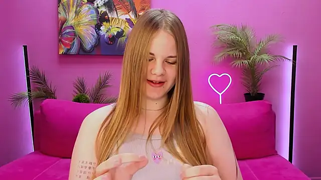 holy kitty online show from October 2025 09:15:01 AM