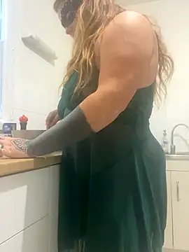 Snapshot of XtentationMG chatting on October 2025 08:25:01 AM XtentationMG online show from October 2025 08:25:01 AM