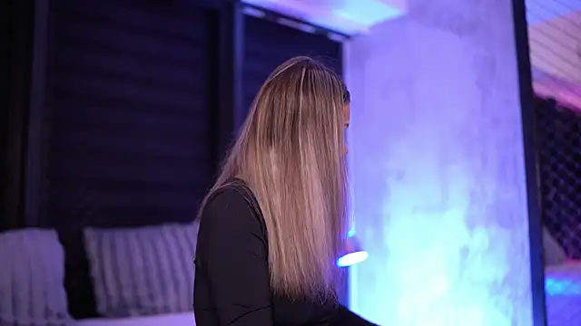 Snapshot of Candy_Ivy chatting on February 2025 07:15:02 PM Candy Ivy online show from February 2025 07:15:02 PM