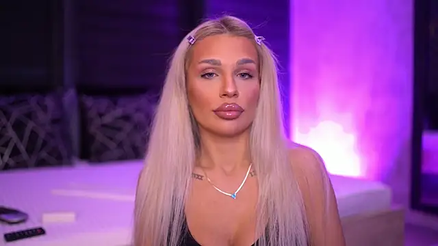 Snapshot of Candy_Ivy chatting on September 2025 05:51:02 PM Candy Ivy online show from September 2025 05:51:02 PM