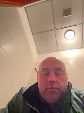 Snapshot of pantomax chatting on October 2025 07:04:02 AM pantomax online show from October 2025 07:04:02 AM