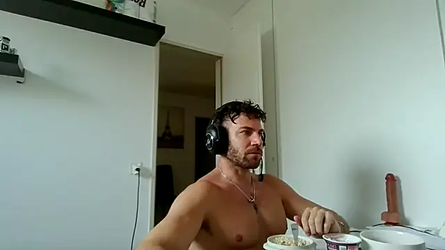 alpha-hunk online show from March 2026 10:08:01 AM