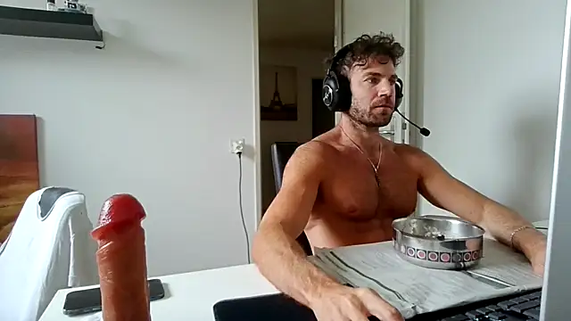 alpha-hunk online show from May 2026 10:00:01 AM