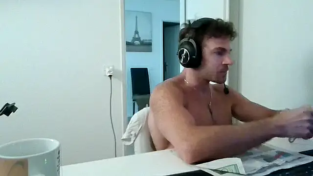 Snapshot of alpha-hunk chatting on June 2026 07:55:01 AM alpha-hunk online show from June 2026 07:55:01 AM