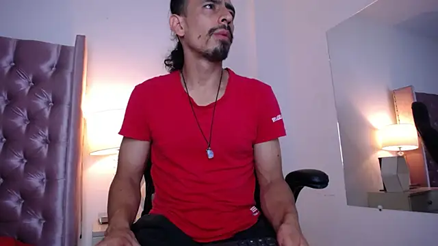 Snapshot of Sr_Magnus_ chatting on October 2025 01:17:01 PM Sr Magnus online show from October 2025 01:17:01 PM