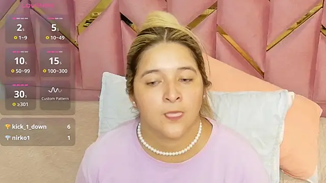 Snapshot of collegepawglovedaddy chatting on November 2025 08:08:02 PM collegepawglovedaddy online show from November 2025 08:08:02 PM