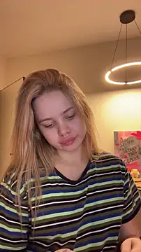 SIlviaBeyt online show from March 2026 10:04:01 PM