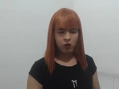 estefania224 online show from April 2026 11:25:02 PM