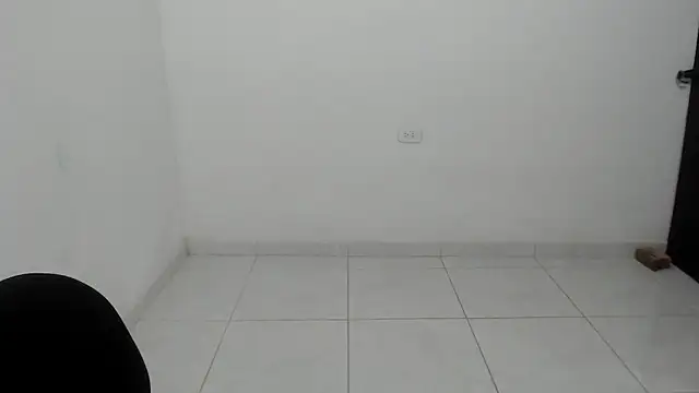 estefania224 online show from May 2026 08:58:02 PM