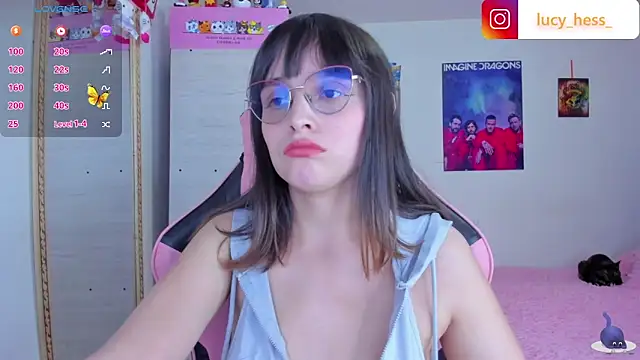 Snapshot of Lucyy-hess chatting on March 2026 09:43:02 PM Lucyy-hess online show from March 2026 09:43:02 PM