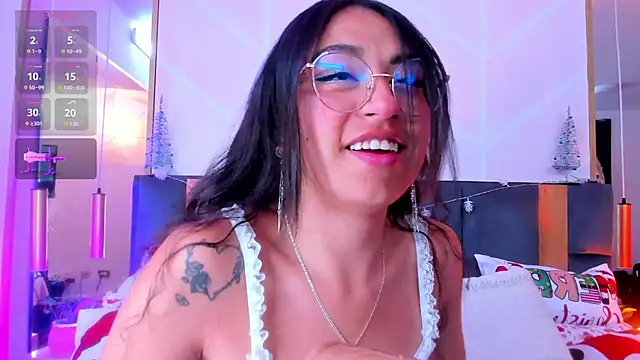 MadyJackson online show from November 2025 11:56:02 AM