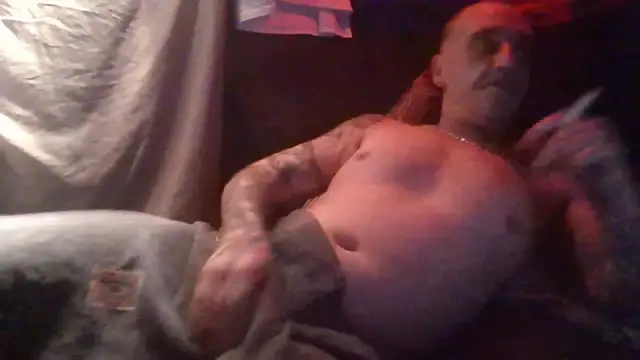 Snapshot of CandiedPompano chatting on October 2025 05:43:02 PM CandiedPompano online show from October 2025 05:43:02 PM