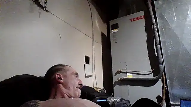 Snapshot of CandiedPompano chatting on October 2025 04:02:01 AM CandiedPompano online show from October 2025 04:02:01 AM