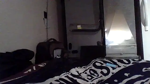 Snapshot of CandiedPompano chatting on October 2025 10:06:02 PM CandiedPompano online show from October 2025 10:06:02 PM