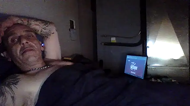 Snapshot of CandiedPompano chatting on October 2025 07:38:02 PM CandiedPompano online show from October 2025 07:38:02 PM