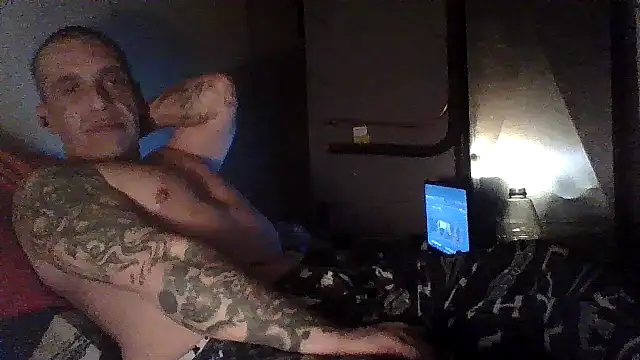 Snapshot of CandiedPompano chatting on November 2025 04:22:02 AM CandiedPompano online show from November 2025 04:22:02 AM