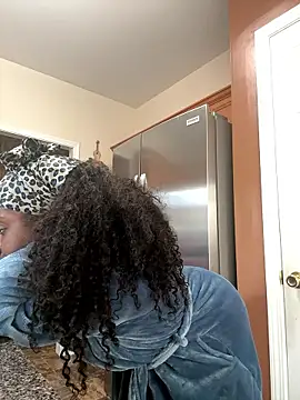 choclatepeaach online show from January 2026 03:03:01 PM