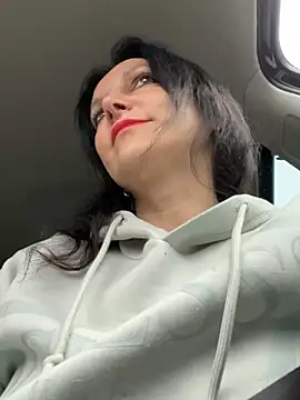 Snapshot of -OLYA- chatting on February 2025 07:00:01 AM -OLYA- online show from February 2025 07:00:01 AM