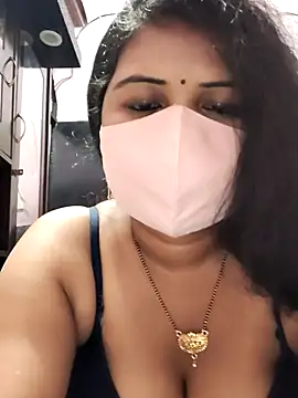 Snapshot of Dr_Chhaya chatting on June 2026 05:56:02 PM Dr Chhaya online show from June 2026 05:56:02 PM