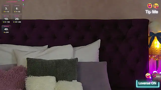 Snapshot of MazeSin chatting on February 2025 12:15:01 AM MazeSin online show from February 2025 12:15:01 AM