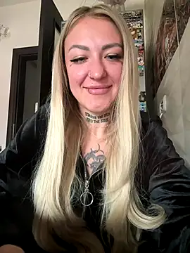 Snapshot of MazeSin chatting on October 2025 07:29:01 AM MazeSin online show from October 2025 07:29:01 AM