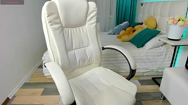 CooperAllana online show from October 2025 06:00:01 AM