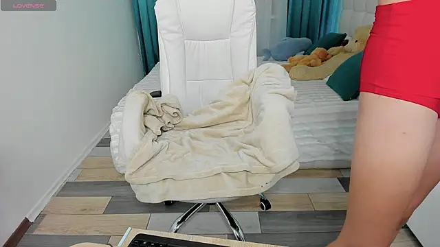 CooperAllana online show from October 2025 06:03:01 AM