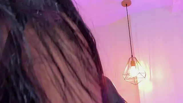 mallie quinn online show from February 2025 01:13:02 PM