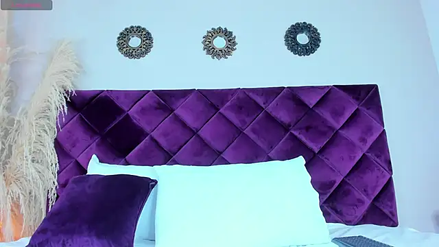 KendralHolson online show from January 2025 07:45:01 AM