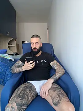 Snapshot of Gioeltoro89 chatting on May 2026 02:57:02 PM Gioeltoro89 online show from May 2026 02:57:02 PM