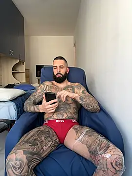 Snapshot of Gioeltoro89 chatting on May 2026 03:30:02 PM Gioeltoro89 online show from May 2026 03:30:02 PM