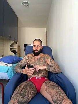Snapshot of Gioeltoro89 chatting on June 2026 03:15:02 PM Gioeltoro89 online show from June 2026 03:15:02 PM