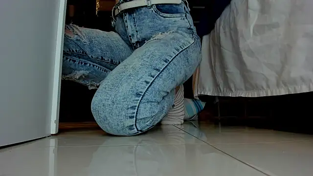 sherilkwang19tv online show from October 2025 12:08:02 AM