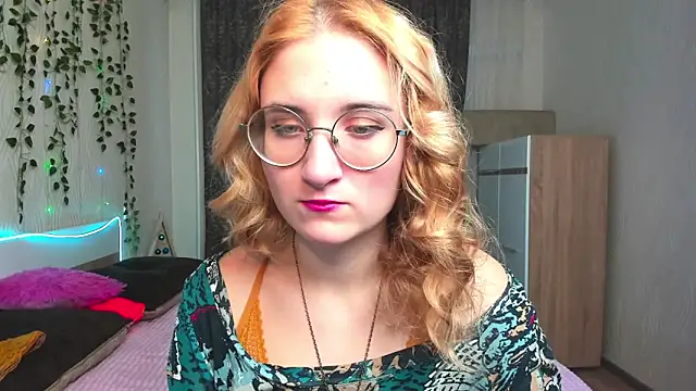 Miss Elsa  online show from December 2024 03:36:02 AM