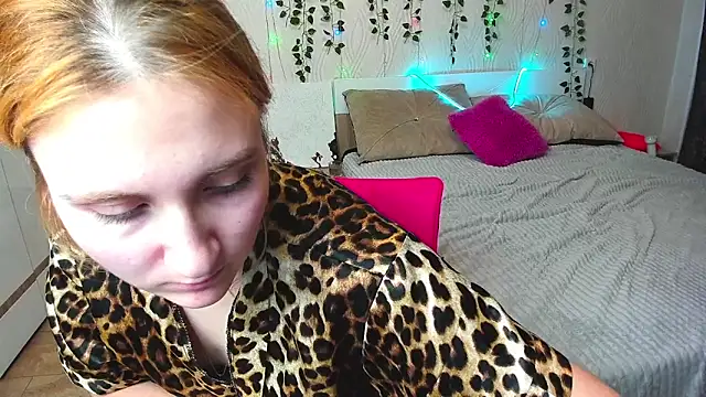 Miss Elsa  online show from March 2025 03:15:02 PM