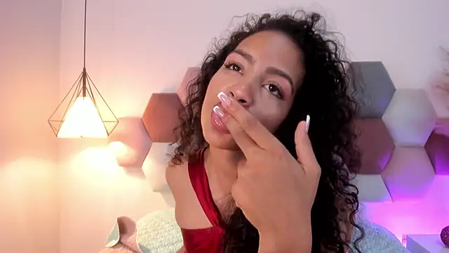 Snapshot of AntonellaHall_ chatting on February 2025 03:50:02 PM AntonellaHall online show from February 2025 03:50:02 PM