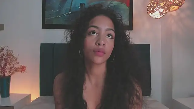 Snapshot of AntonellaHall_ chatting on September 2025 12:06:01 PM AntonellaHall online show from September 2025 12:06:01 PM