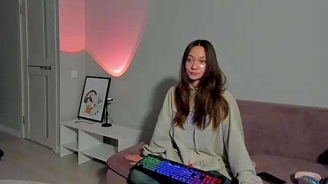 Snapshot of EllaSky_xoxo chatting on January 2025 02:03:01 AM EllaSky xoxo online show from January 2025 02:03:01 AM