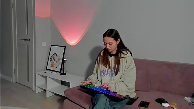 Snapshot of EllaSky_xoxo chatting on January 2025 08:20:02 AM EllaSky xoxo online show from January 2025 08:20:02 AM