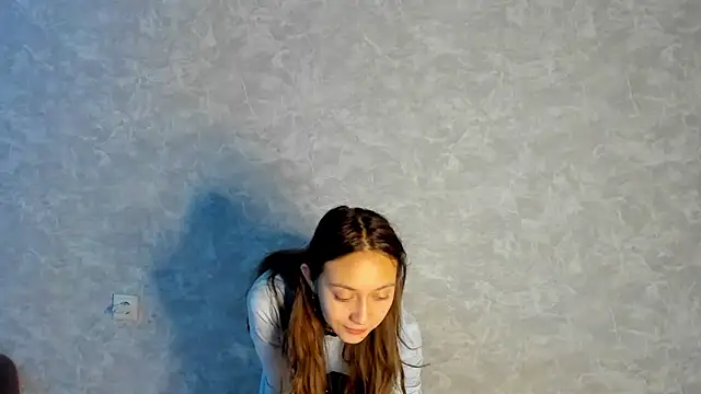 Snapshot of EllaSky_xoxo chatting on October 2025 04:16:02 PM EllaSky xoxo online show from October 2025 04:16:02 PM