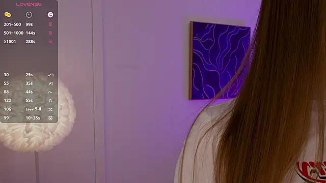 Lilly Colins online show from March 2025 03:38:02 PM