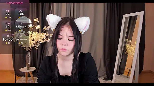 Snapshot of ClaireFaers_ chatting on December 2024 12:29:02 PM ClaireFaers online show from December 2024 12:29:02 PM