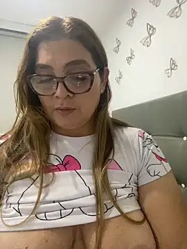 Snapshot of AntonellaAlondra4 chatting on December 2024 08:16:01 AM AntonellaAlondra4 online show from December 2024 08:16:01 AM