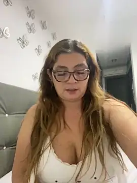 Snapshot of AntonellaAlondra4 chatting on March 2025 04:47:02 AM AntonellaAlondra4 online show from March 2025 04:47:02 AM